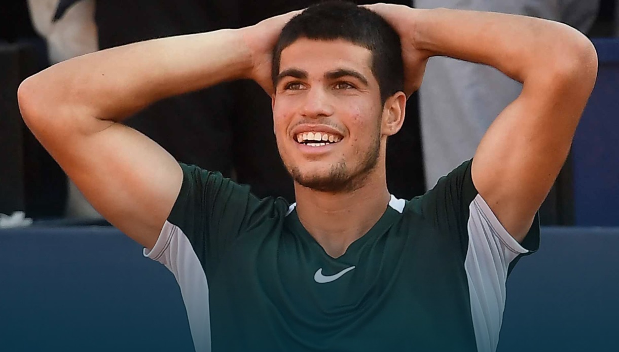 充满竞争与 充满竞争与