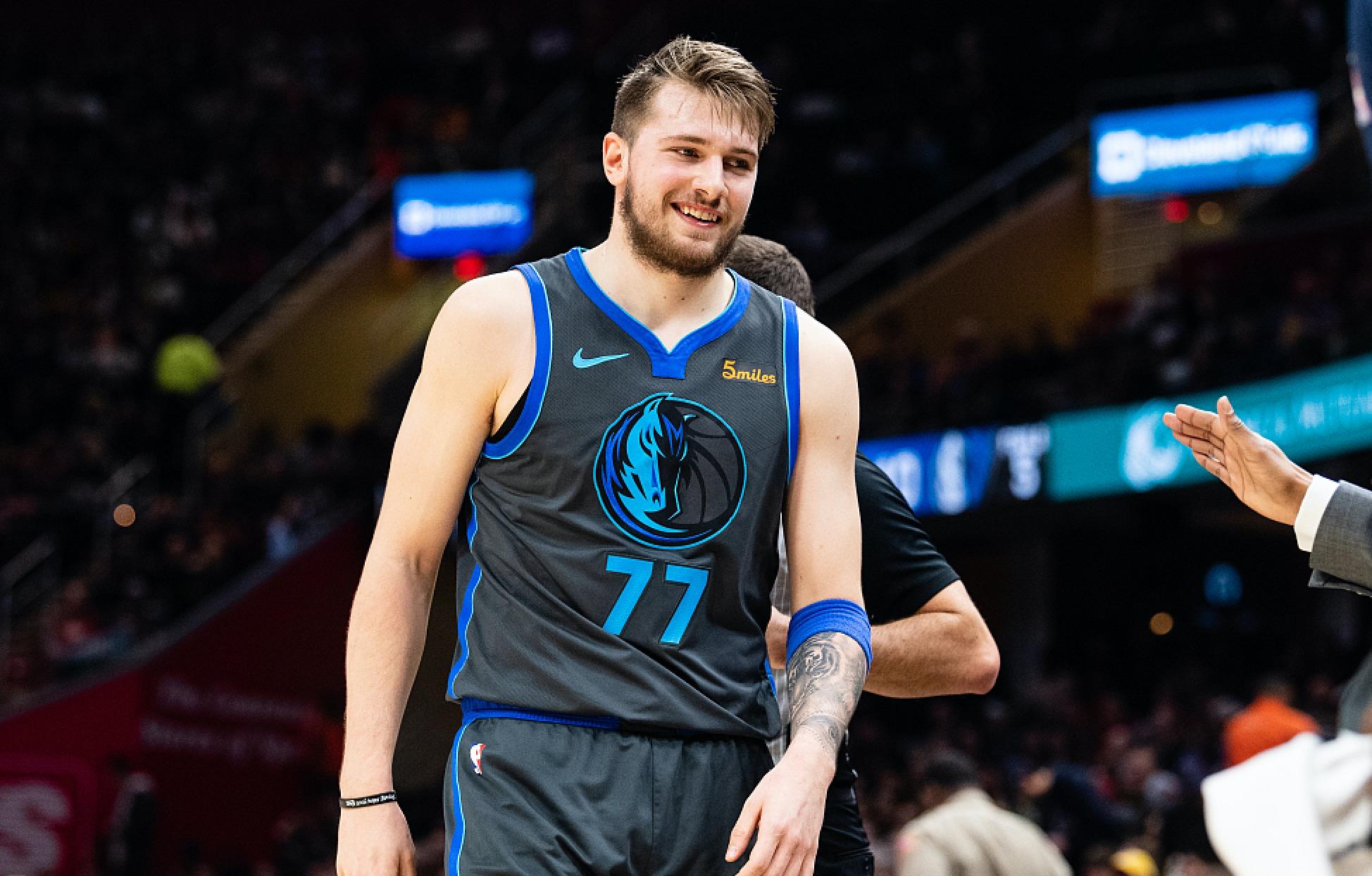 他不仅在得 他不仅在得