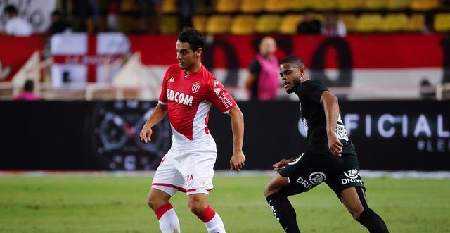 队脱颖而出 队脱颖而出