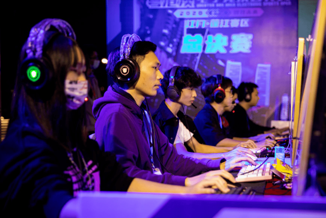 这个充满温 这个充满温