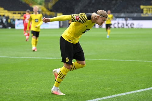 [NBA]常规赛3月30日：湖人VS灰熊 詹姆斯集锦.